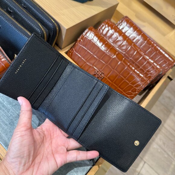 Tory Burch Thea Compact Wallet Pebbled Leather 169967 / choose 1 color‼️ - Picture 14 of 16